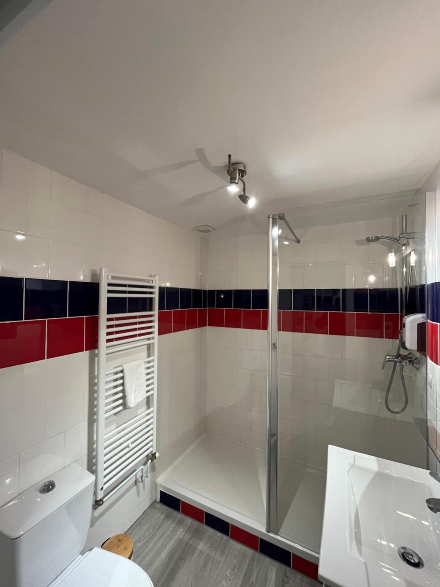 Maria Grazia Hotel Saint-Gâtien-des-Bois Εξωτερικό φωτογραφία
